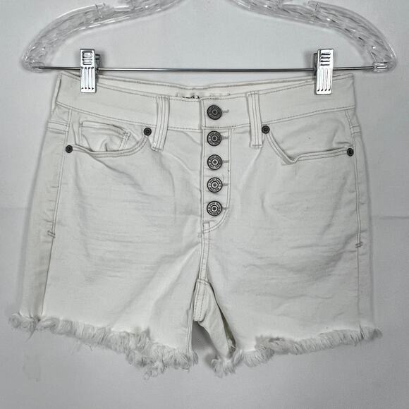 Mudd Flex Stretch Mid-Rise Button Fly White Shorts Juniors 3 - Picture 1 of 6